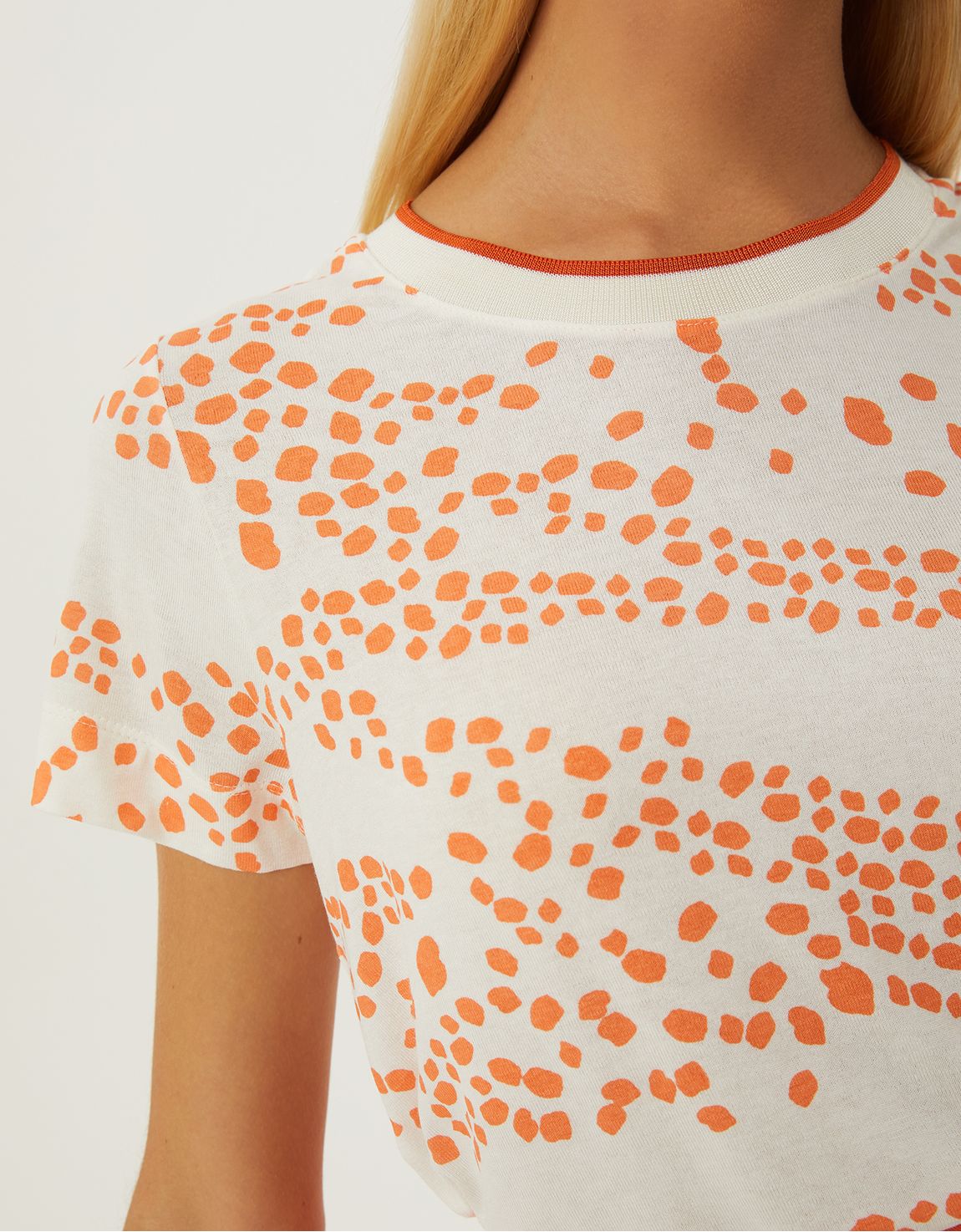 T-shirt ondas de poá laranja