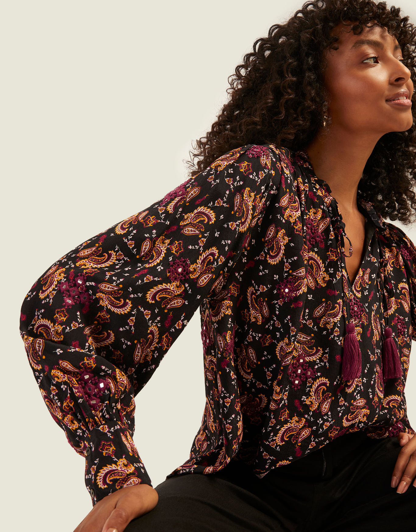 Blusa paisley 2025