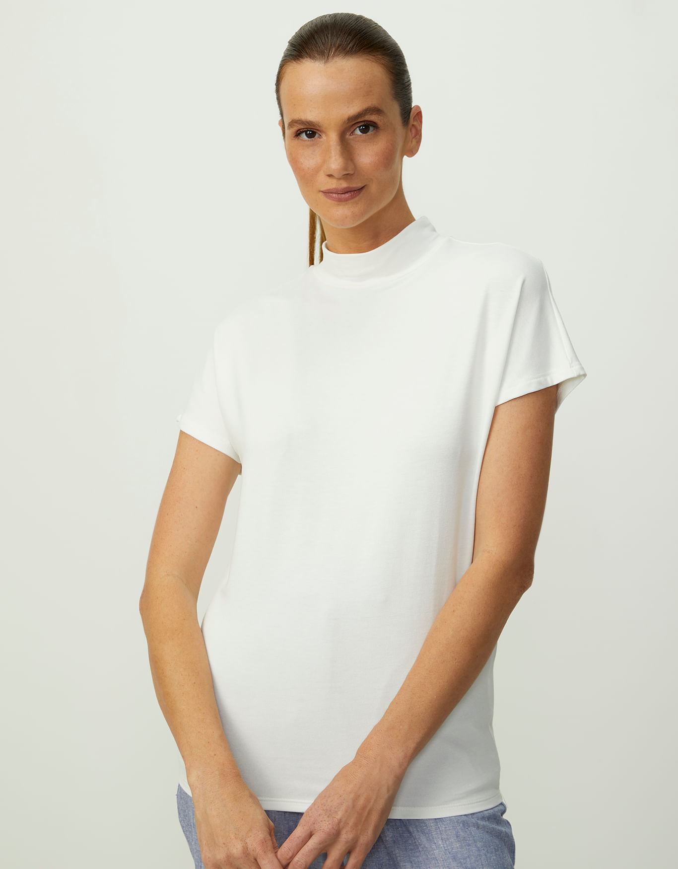 Blusa estilo camisa com gola - R$ 55.00, cor Branco (de malha