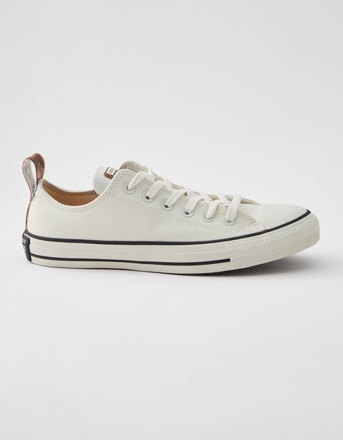 Tênis all star lift amêndoa