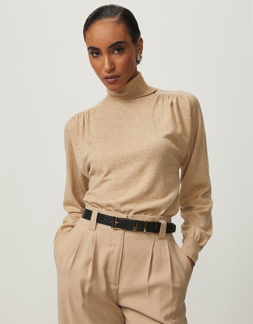 Blusa tricot detalhe franzido