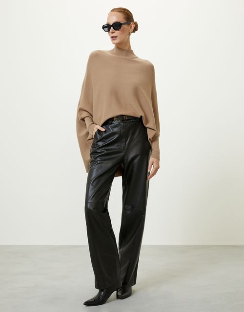 Calça couro alfaiatada