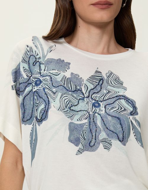 T-shirt aquarela floral bordado