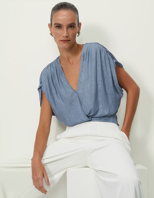 Blusa cachecoeur textura  acetinada