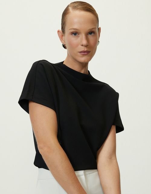 Blusa gola alta crepe 360