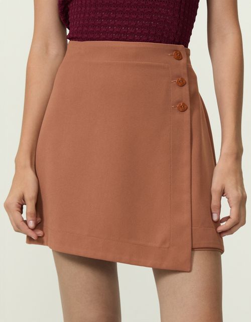 Short-saia transpassado botões