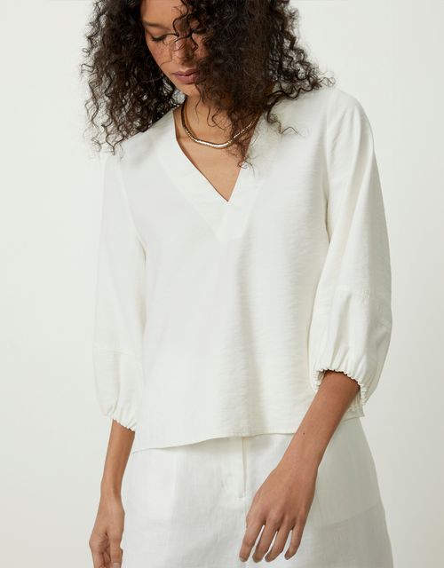 Blusa reta pespontada