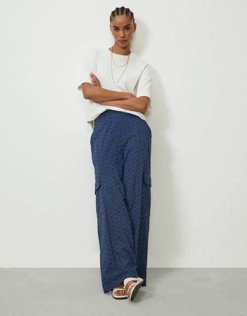 Calça cargo laise