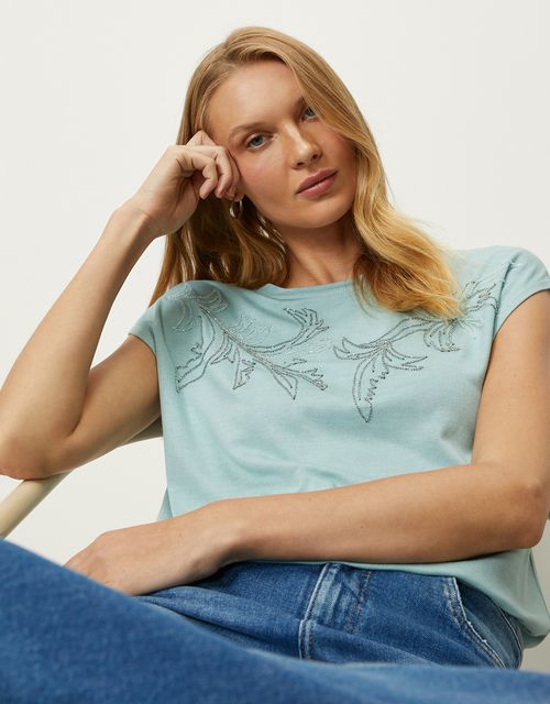 T-shirt bordado folha verano