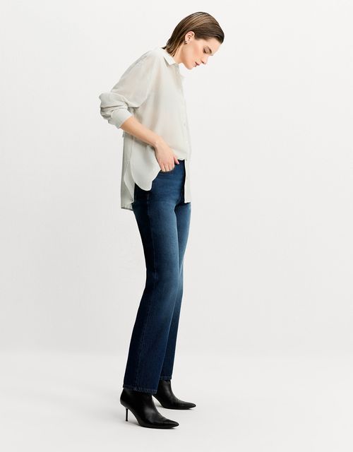 Calça jeans escuro reta