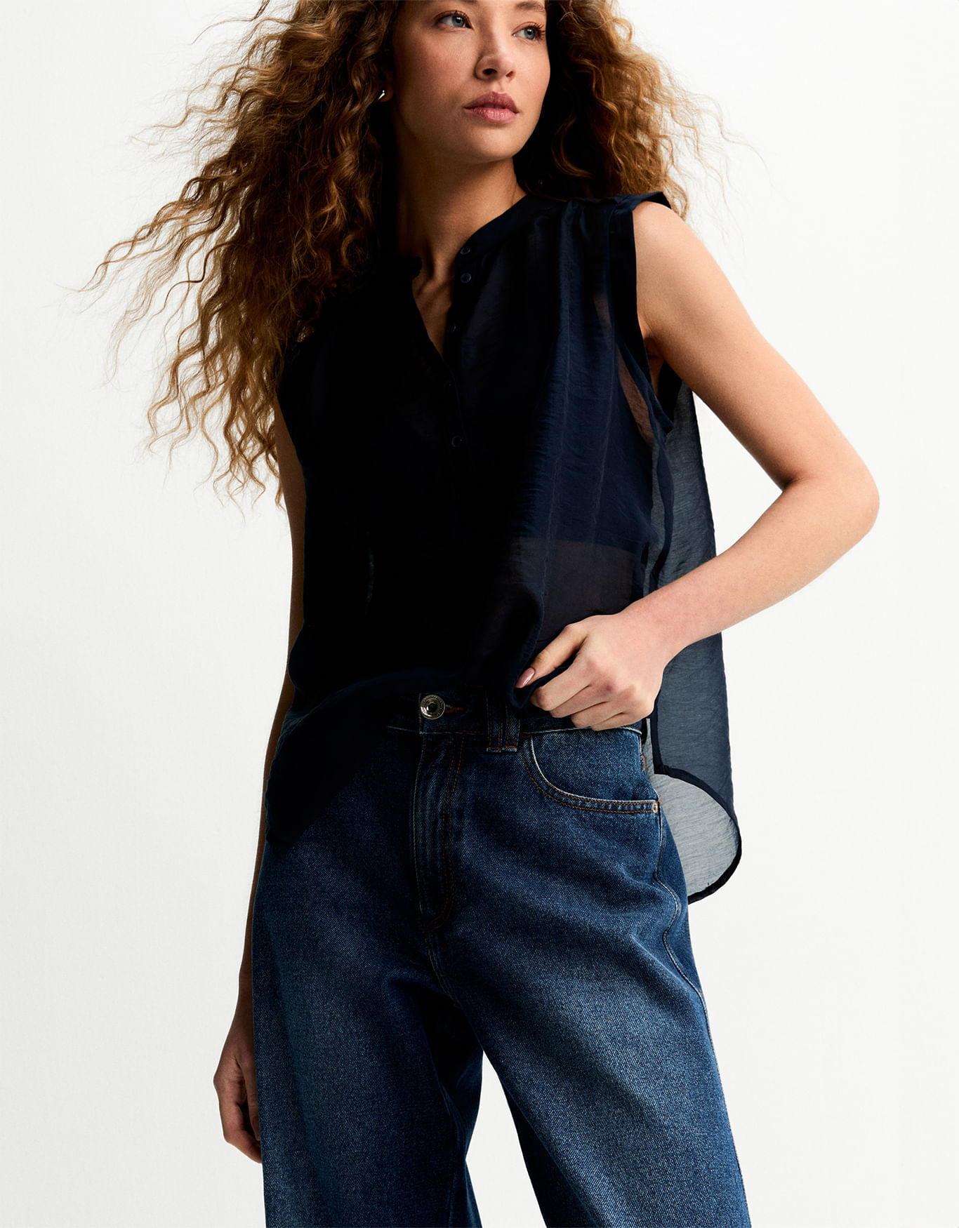 Calça jeans pantalona cintura média