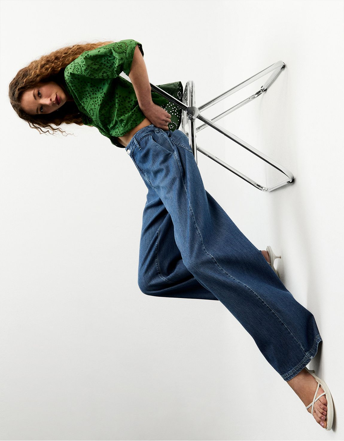 Calça jeans reta elástico