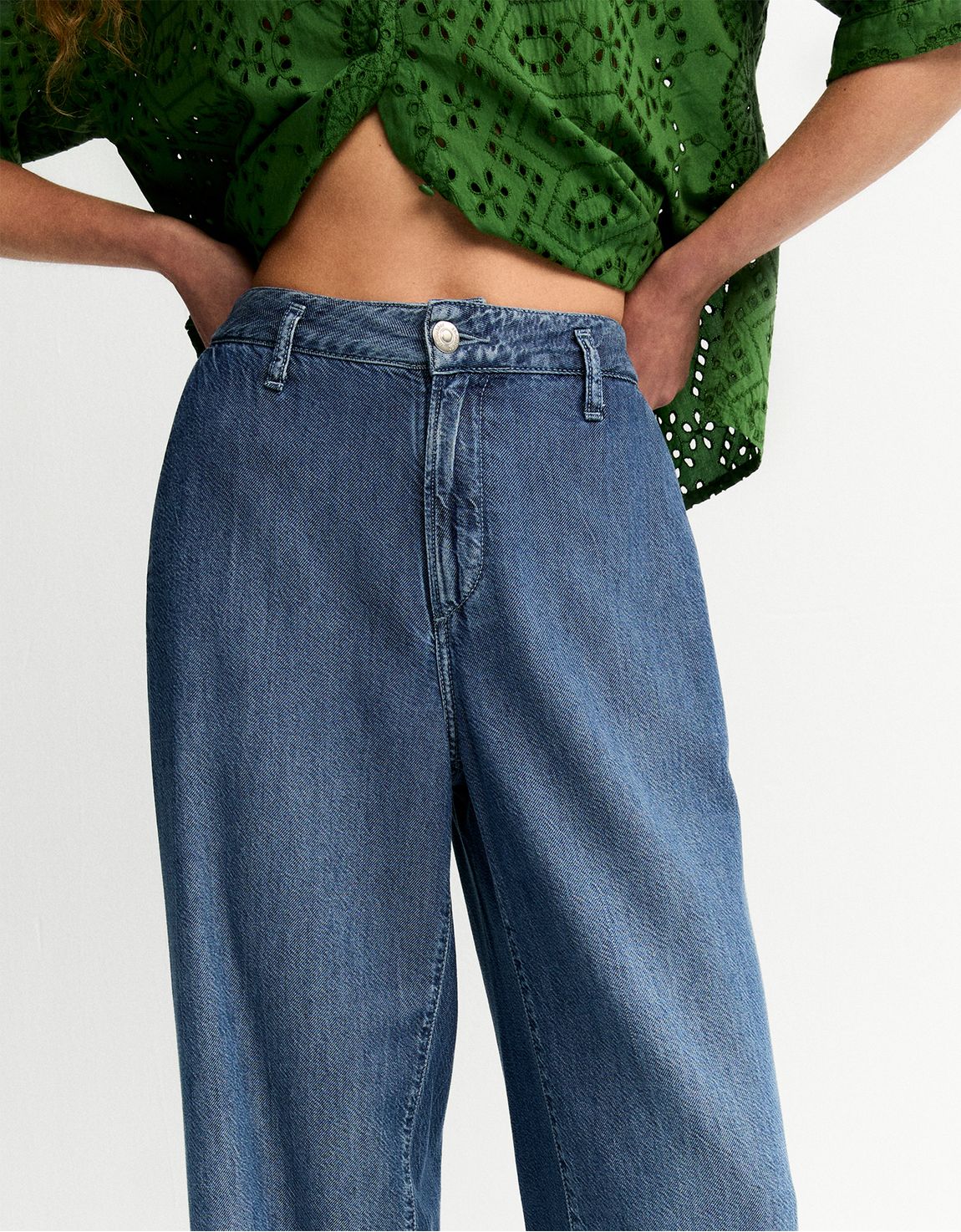 Calça jeans reta elástico