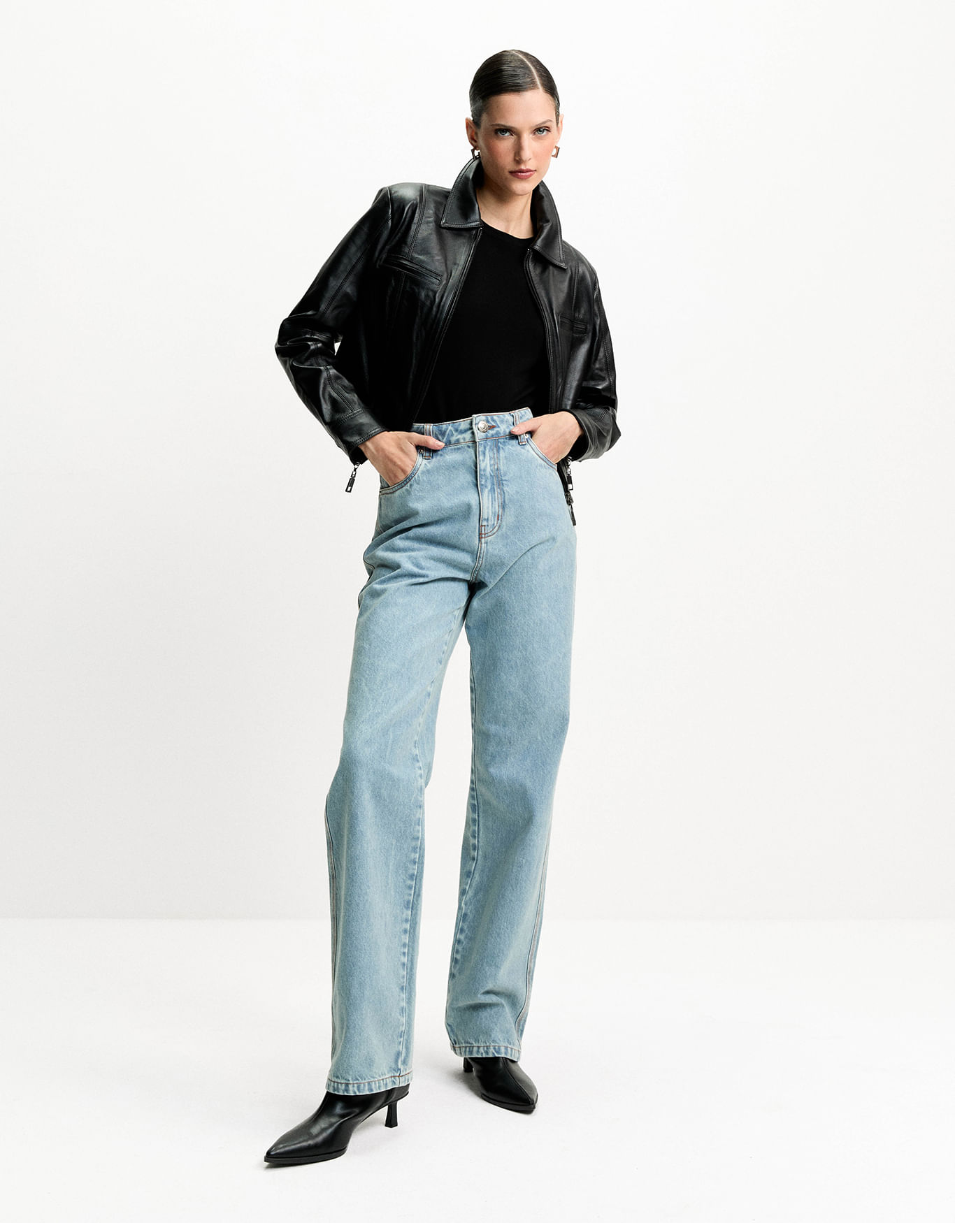 Calça jeans reta pesponto triplo