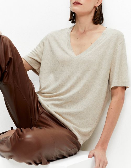 T-shirt viscolinho decote v