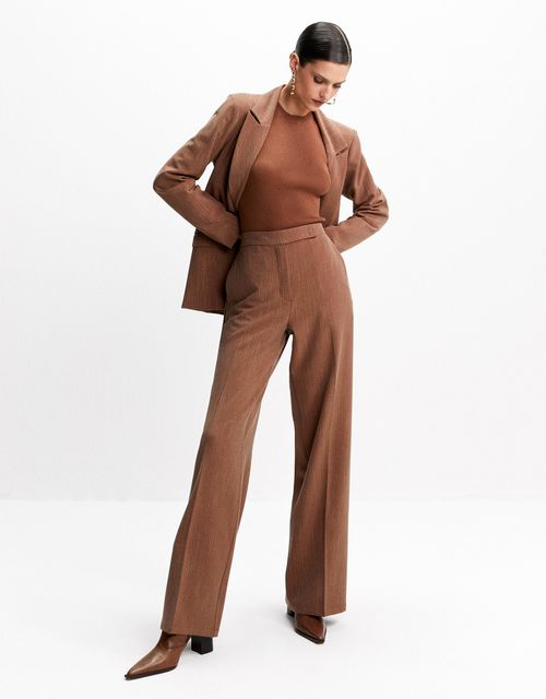 Calça reta alfaiataria camel