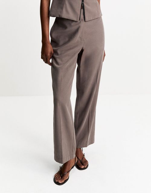 Calça reta alfaiatada
