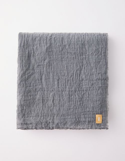 Lenço leve com fio de lurex cinza