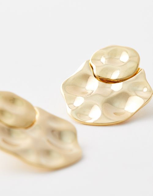 Brinco orgânico martelado dourado