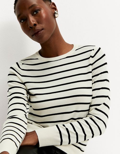 Blusa tricot básico listrada off white