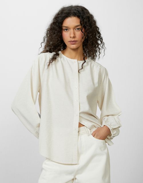 Camisa detalhe franzido