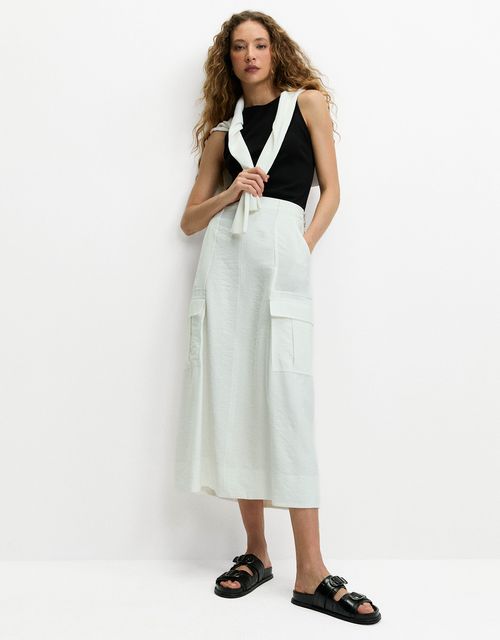 Saia evasê utilitária off white