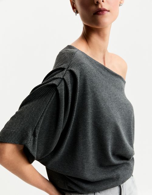 Blusa malha pregas ombro