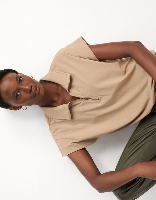 Blusa malha meia vista ziper