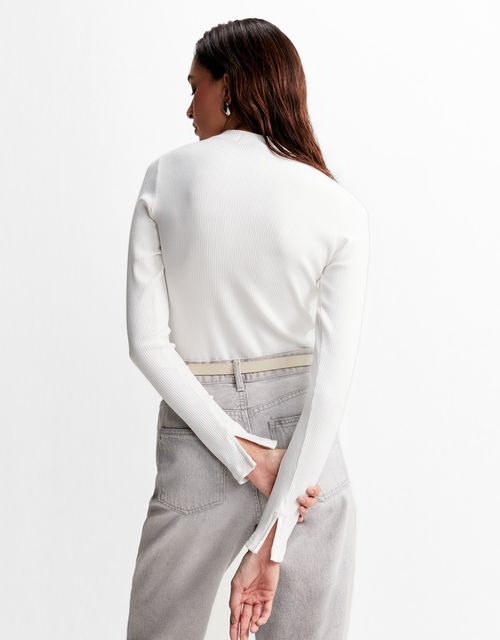 Blusa malha detalhe manga off white