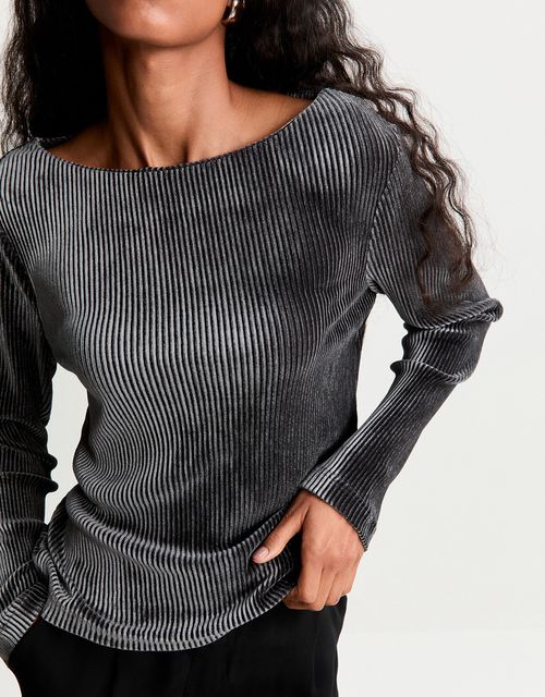 Blusa malha veludo plissado