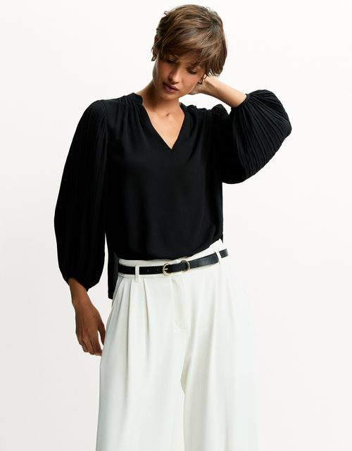 Blusa manga plissada