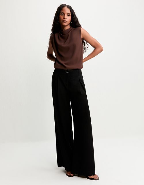 Calça pantalona alfaiatada
