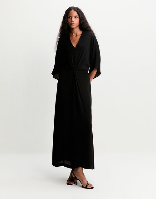 Vestido midi detalhe torcido