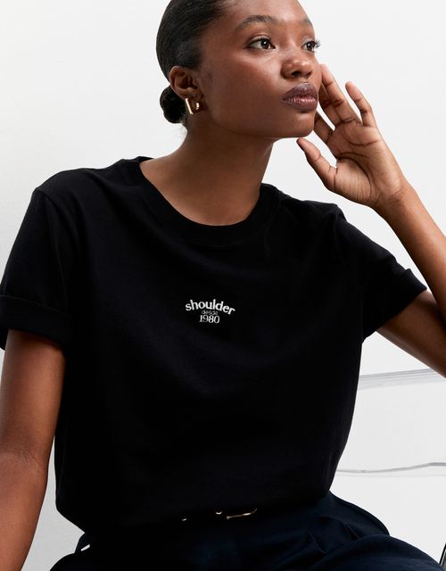 T-shirt bordado shoulder