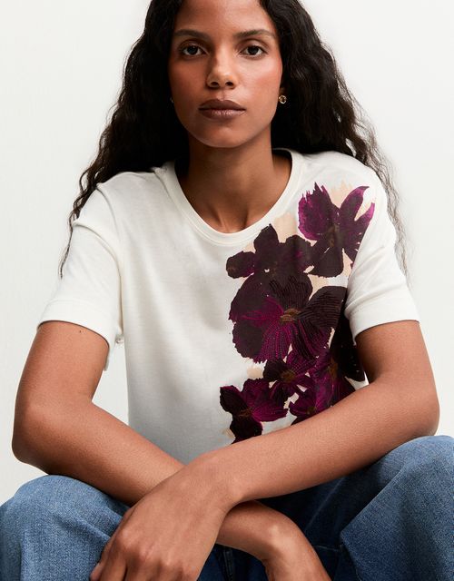 T-shirt floral bordado lateral