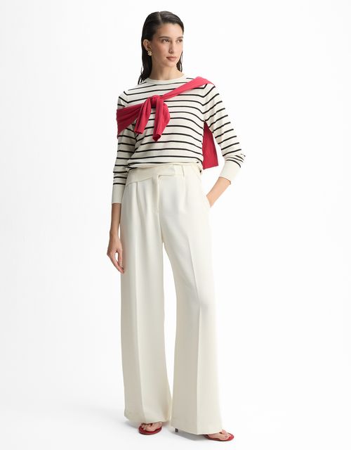 Calça pantalona pregas alfaiatada