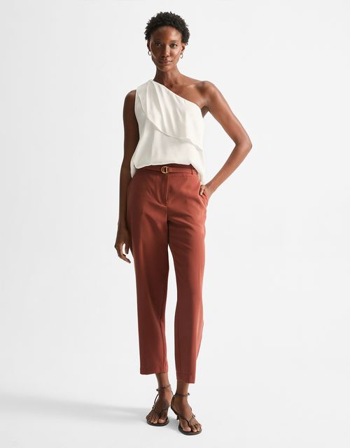 Calça slim com cinto