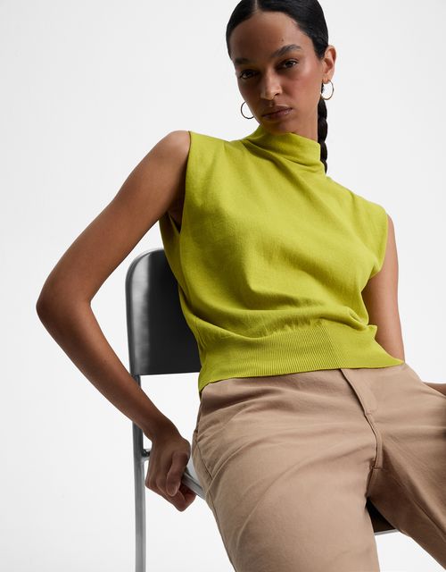 Blusa tricot gola alta
