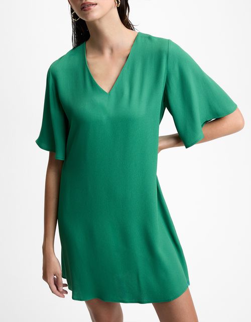 Vestido curto decote v