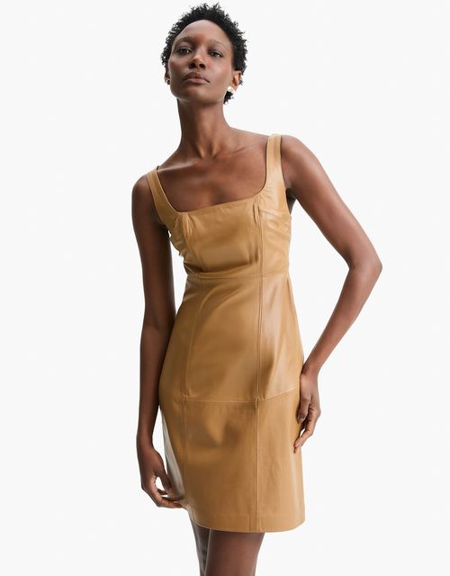 Vestido curto couro